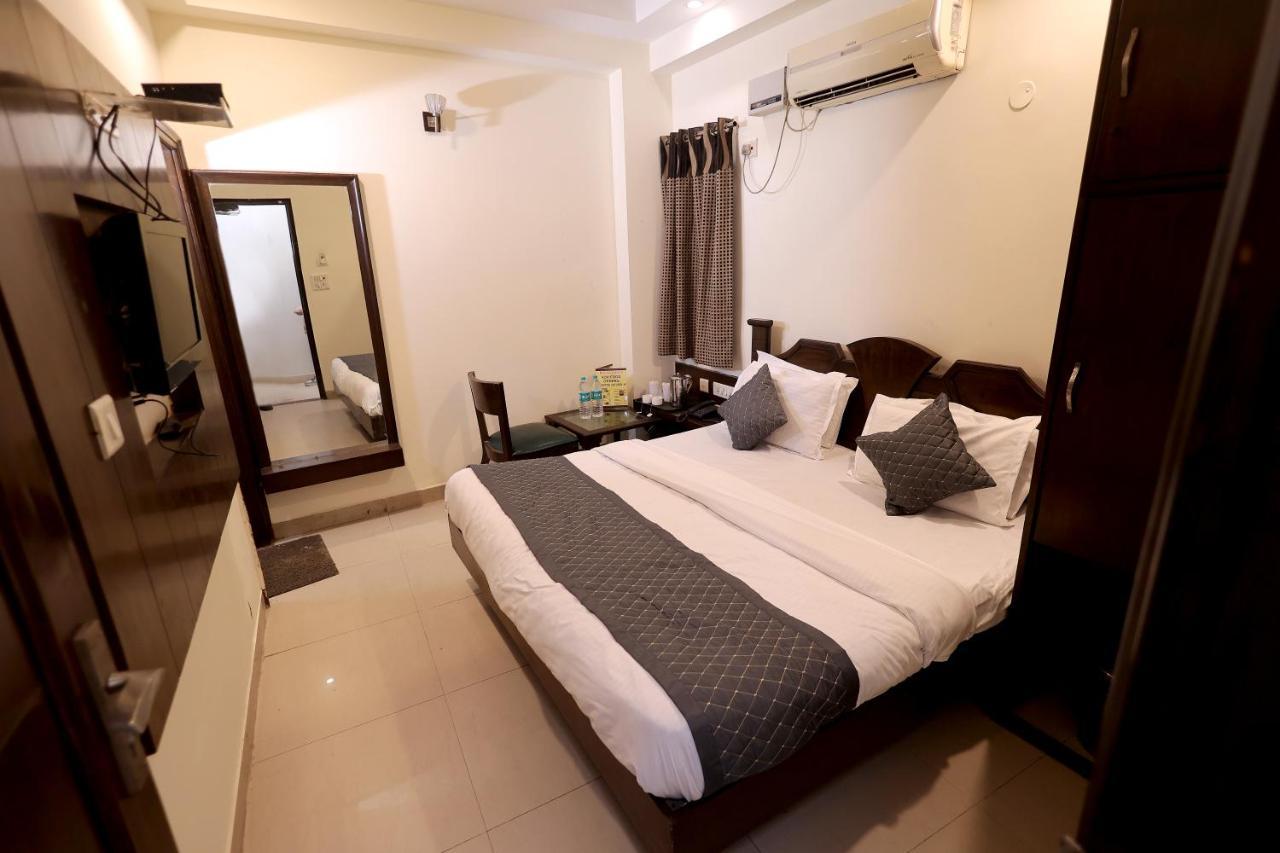 Hotel Gaylord International - New Delhi Ngoại thất bức ảnh