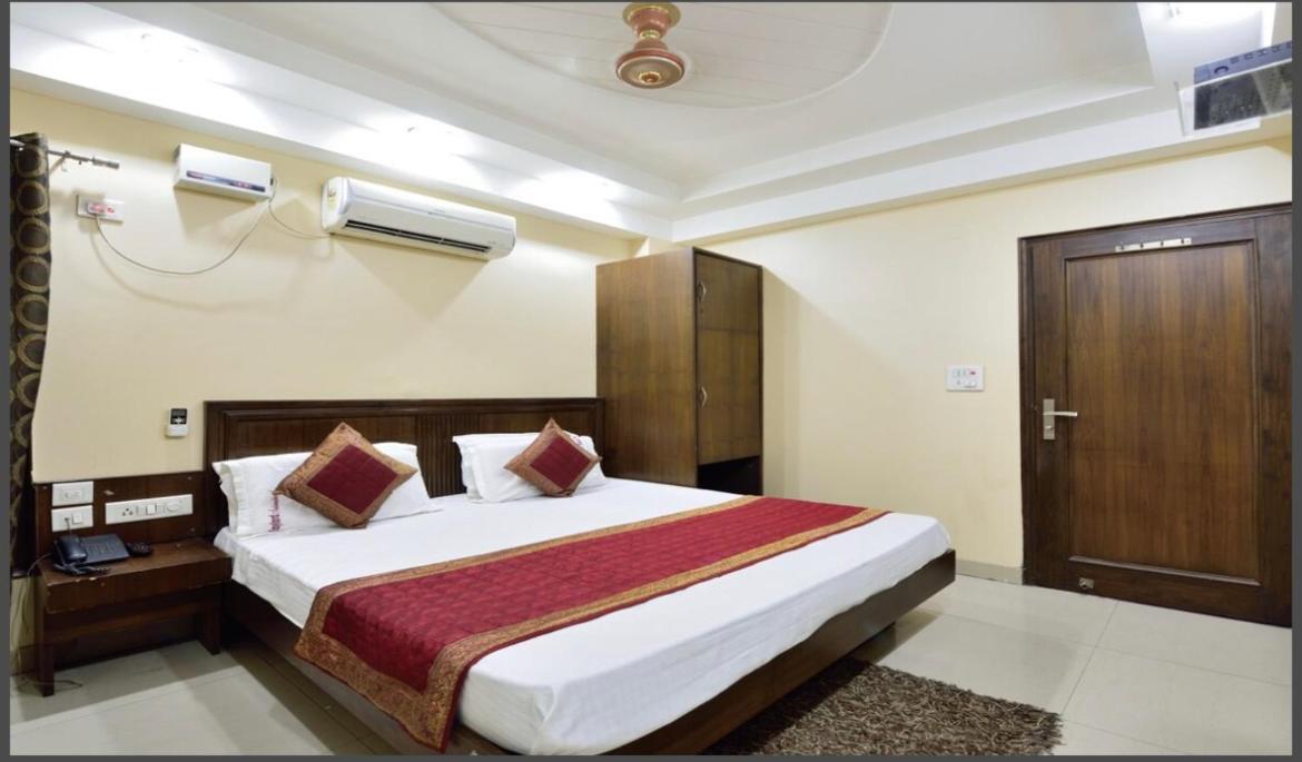 Hotel Gaylord International - New Delhi Ngoại thất bức ảnh