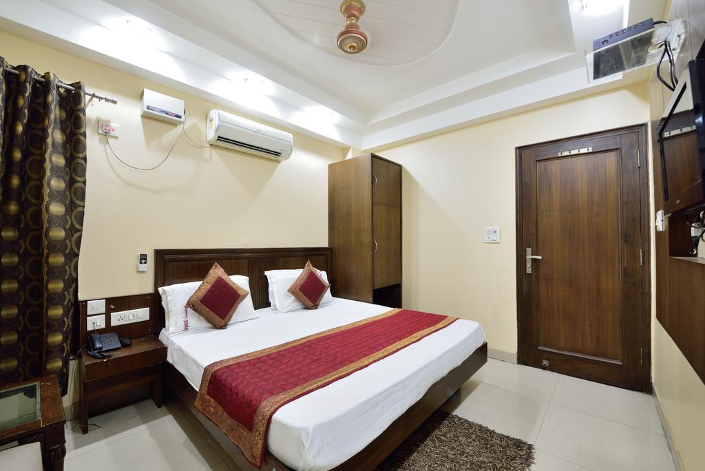 Hotel Gaylord International - New Delhi Ngoại thất bức ảnh