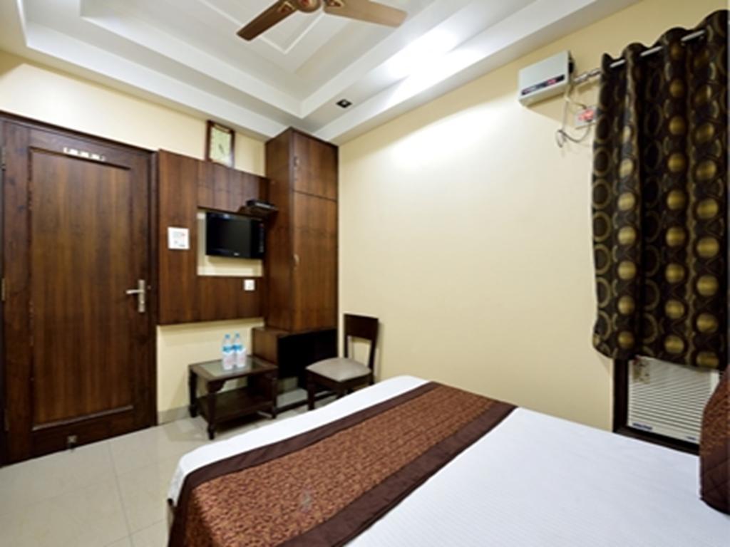 Hotel Gaylord International - New Delhi Ngoại thất bức ảnh