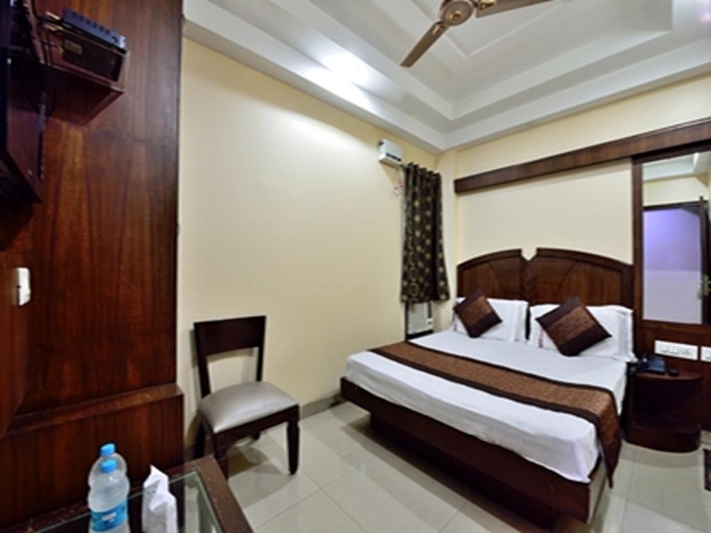 Hotel Gaylord International - New Delhi Ngoại thất bức ảnh