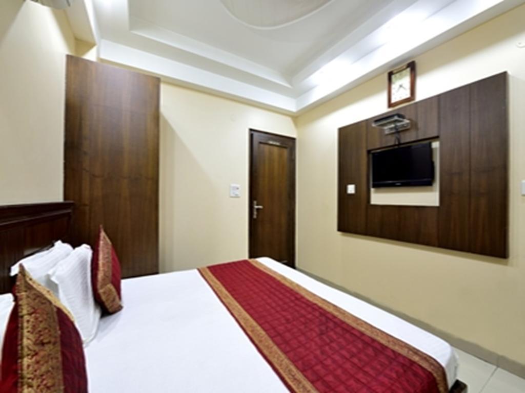 Hotel Gaylord International - New Delhi Ngoại thất bức ảnh